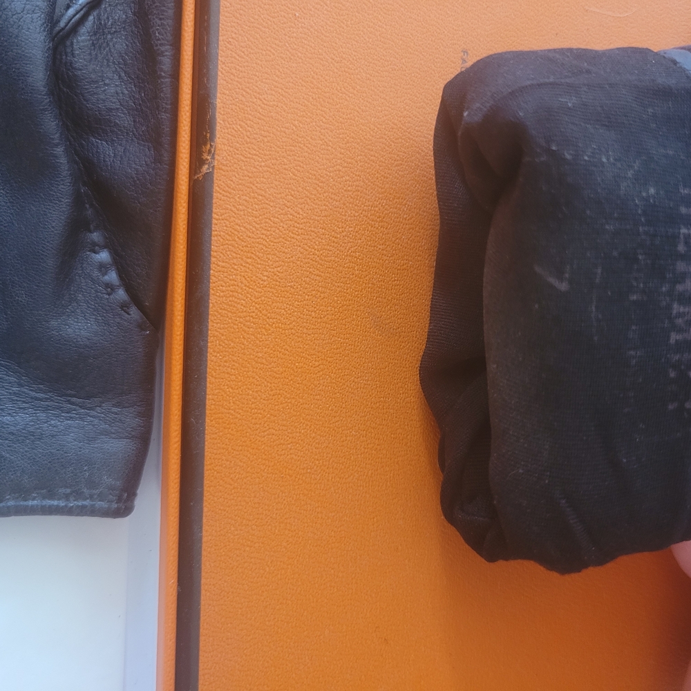 Hermes Black Leather Gloves - Picture 9 of 9